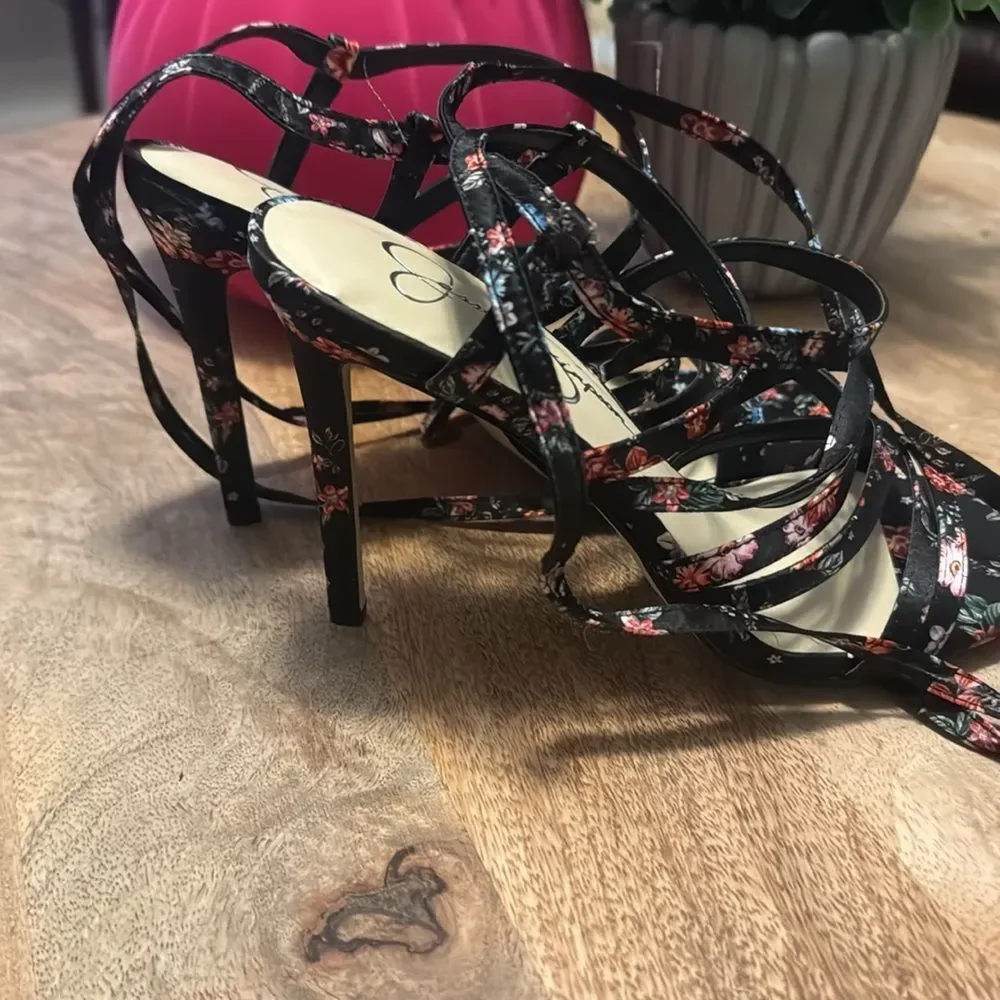 Jessica Simpson Jexilla Women's Strappy Ankle Wrap Stiletto Sandals Size 7 1/2 - Picture 6 of 8